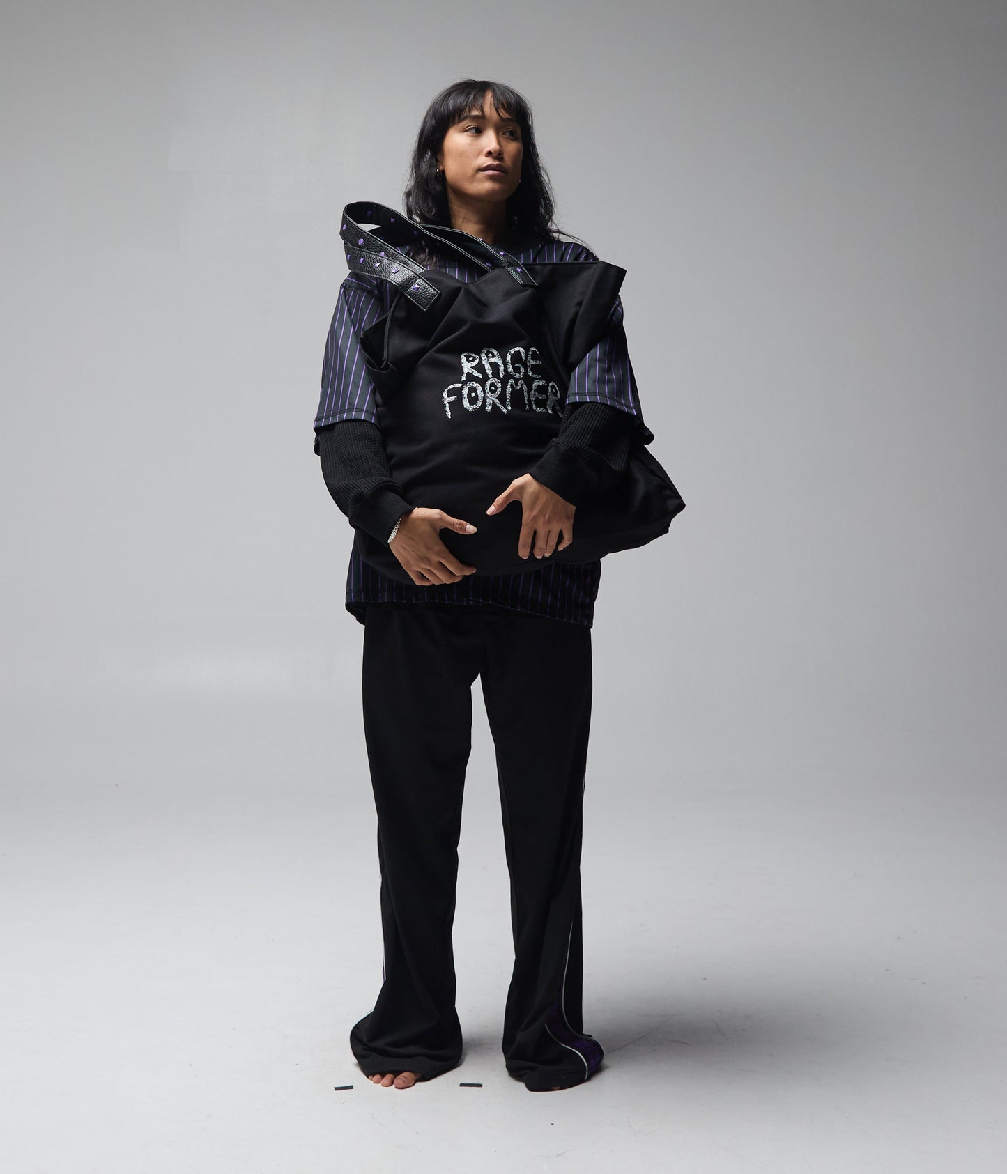 FORMER RAGE TOTE BAG // BLACK