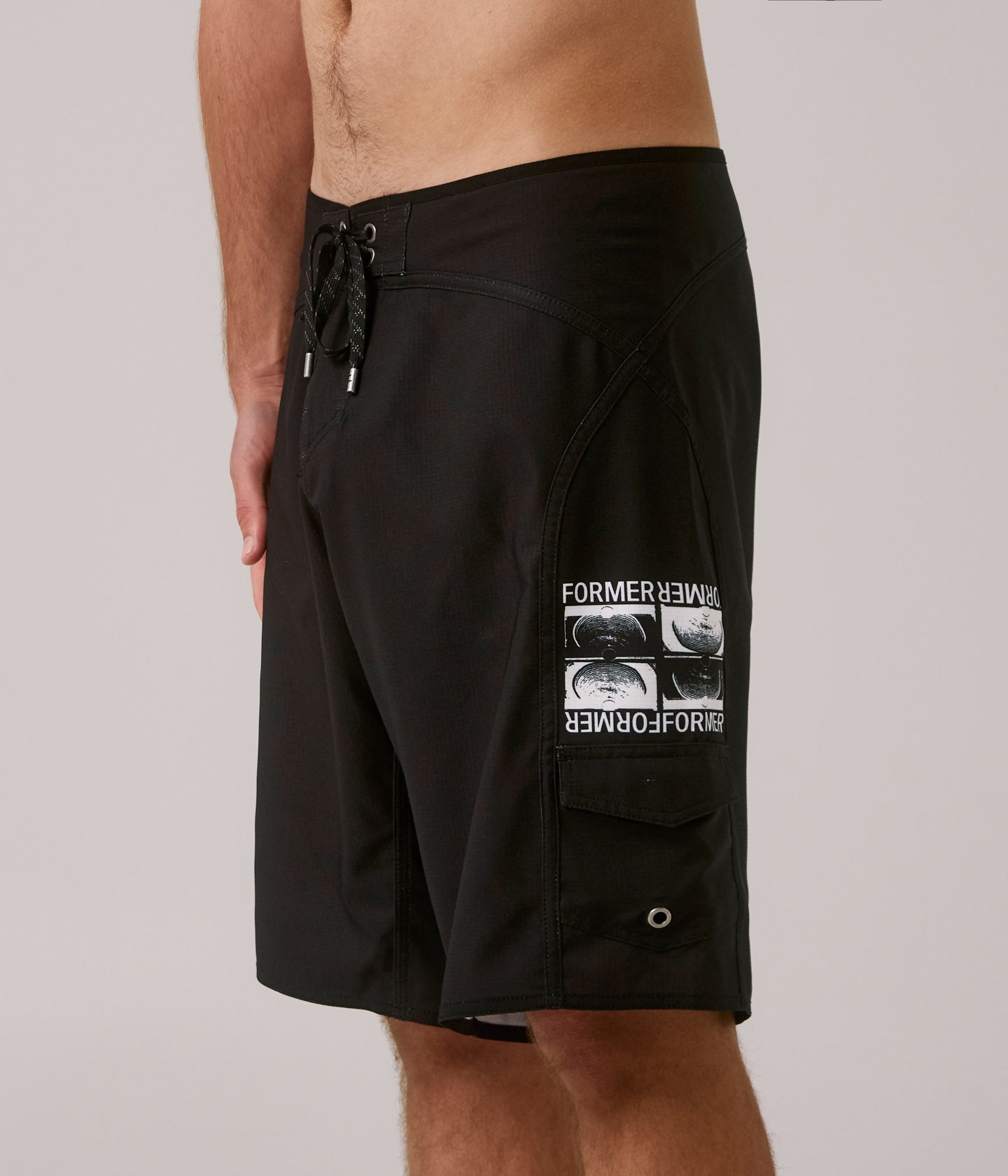 CHUN 20' TRUNK // BLACK