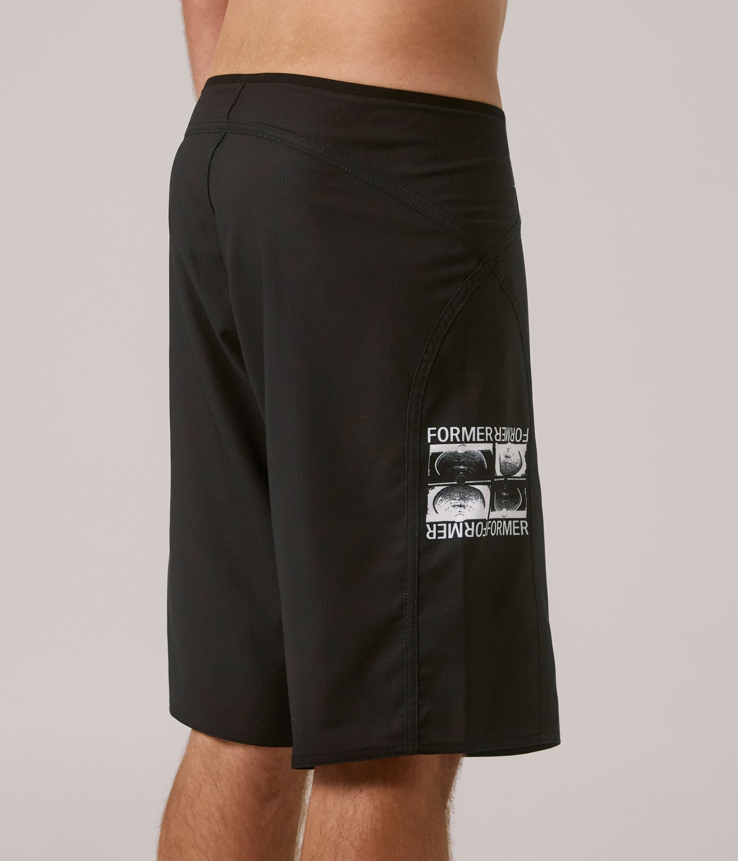 CHUN 20' TRUNK // BLACK