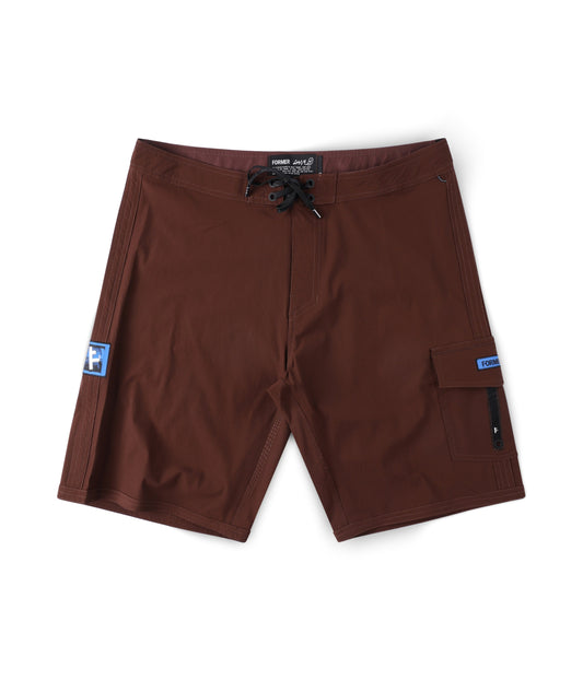 REYNOLDS 19" TRUNK // BROWN
