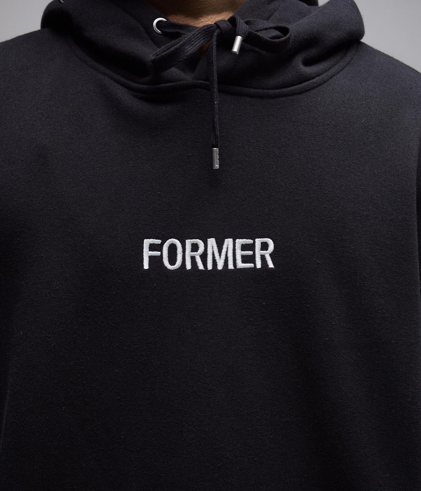 LEGACY EMBROID HOOD // BLACK