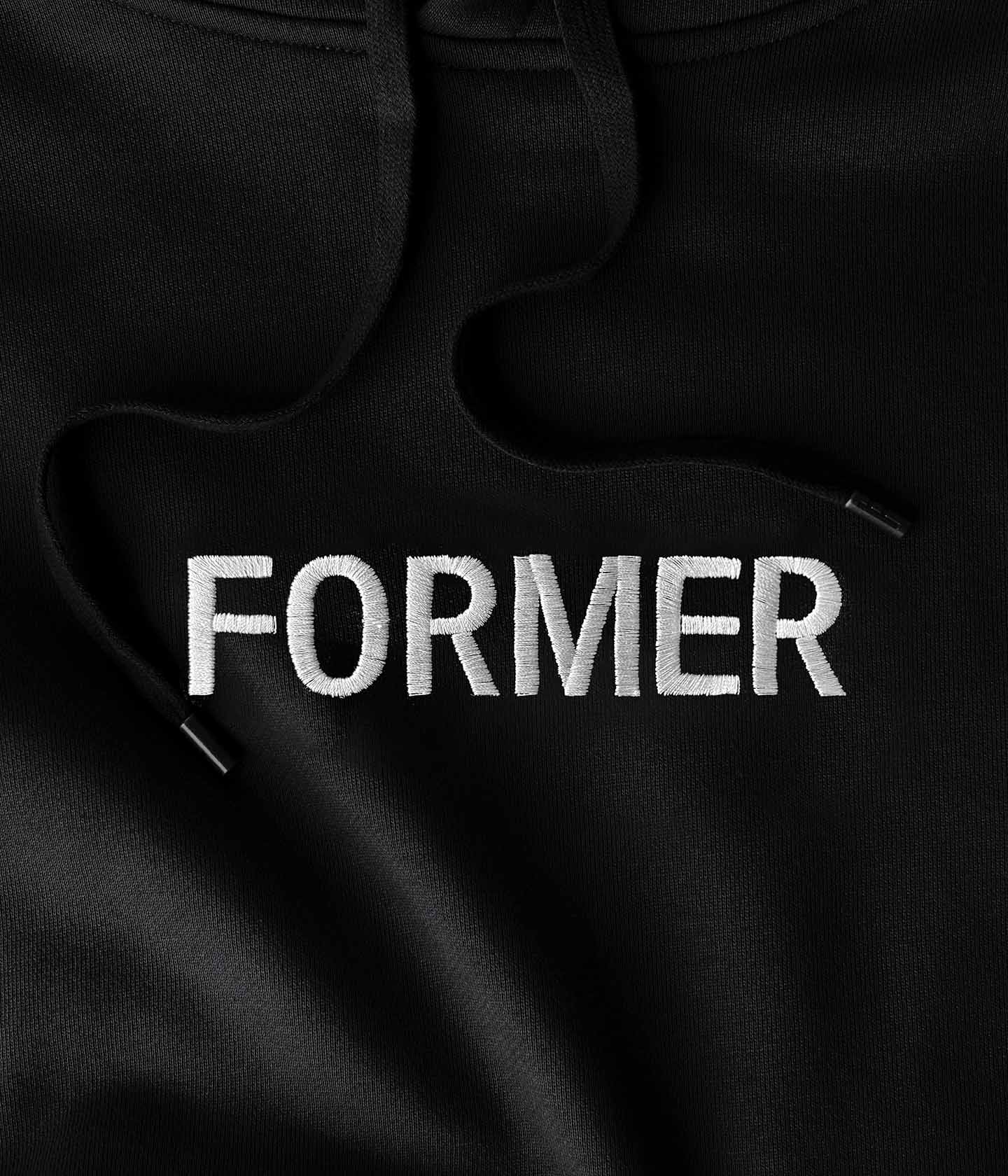 LEGACY EMB HOOD // BLACK