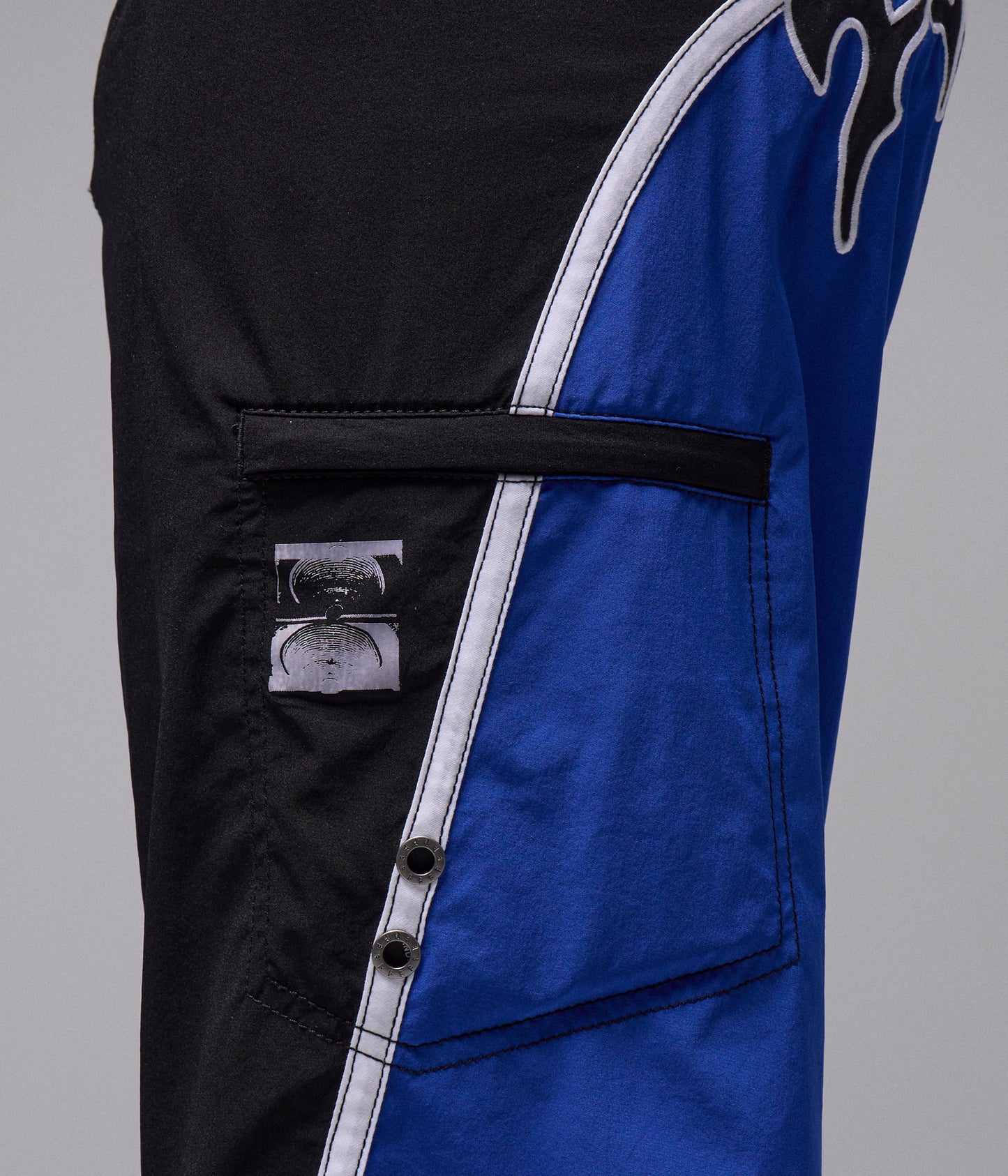 PROSCRIPTION 21" TRUNK // BLACK