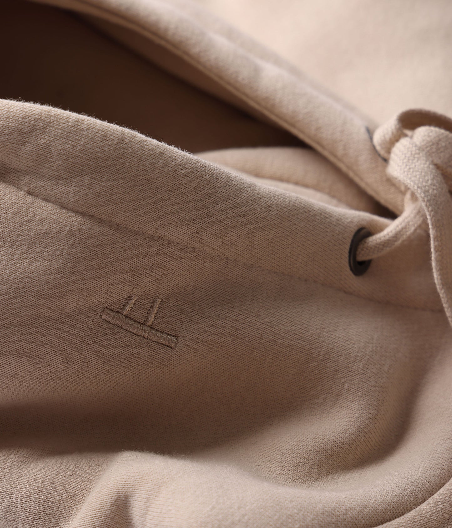 PARLIAMENT HOOD // BONE