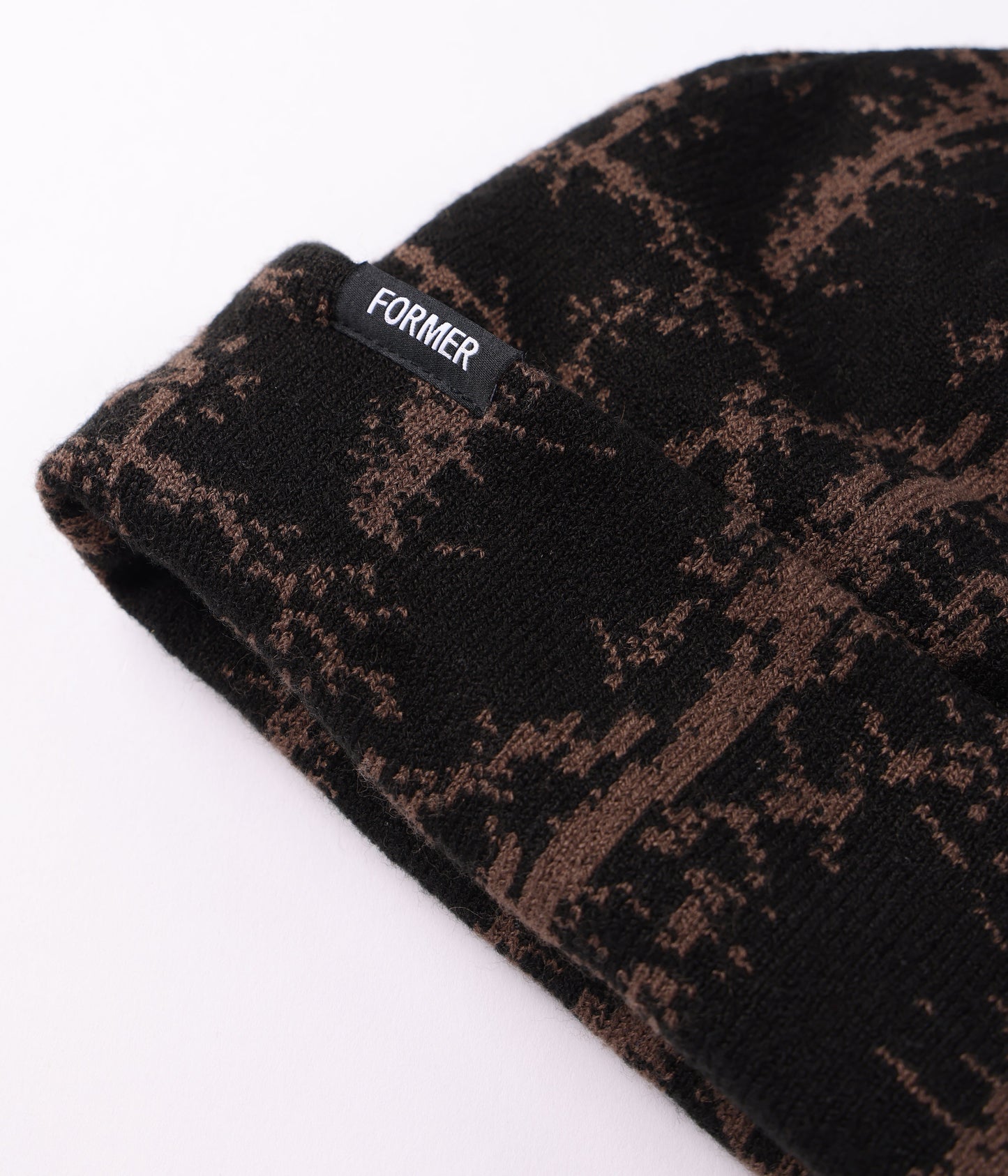 TURMOIL BEANIE // CHOC