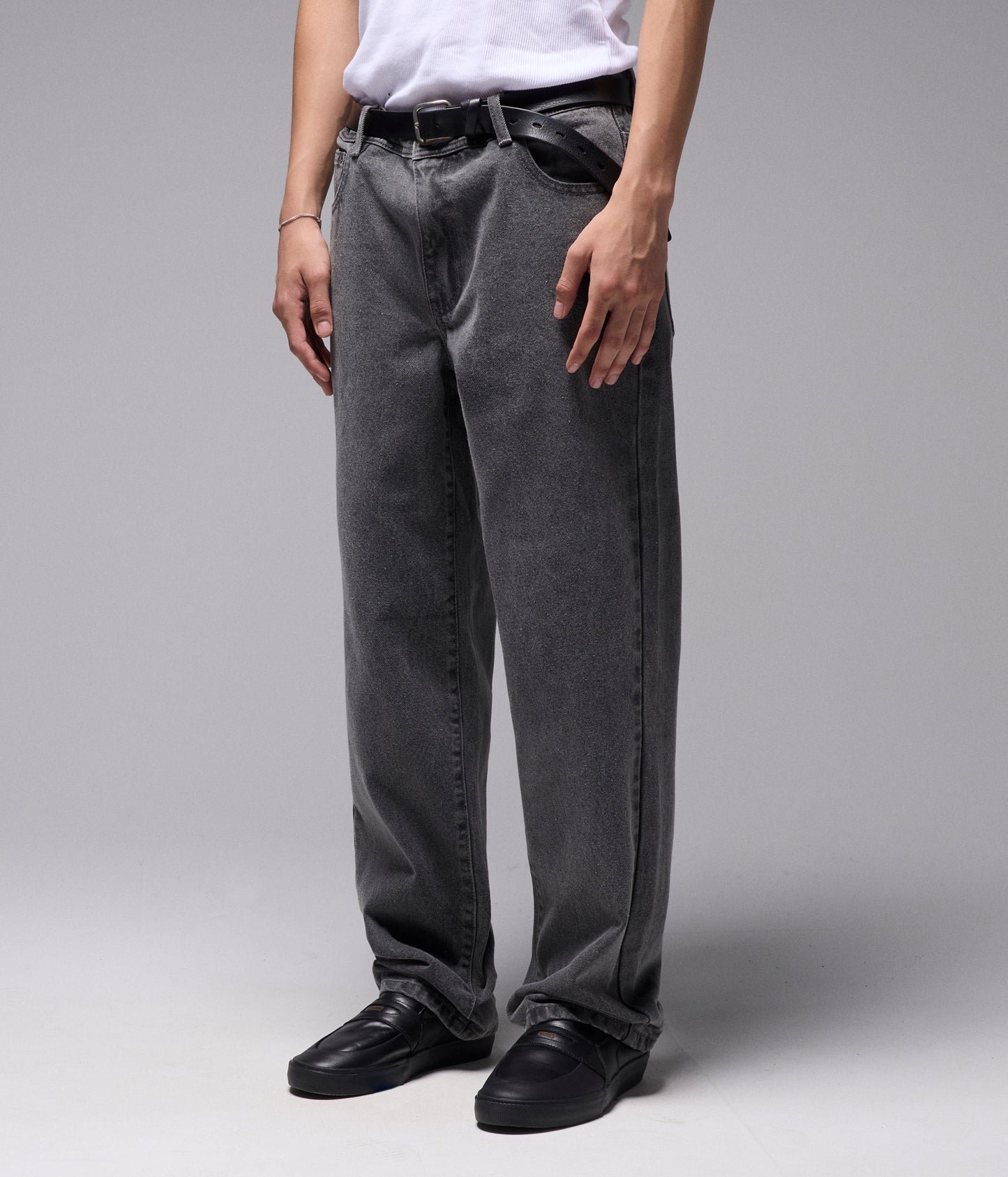 CRUX DENIM PANT // WASHED GREY