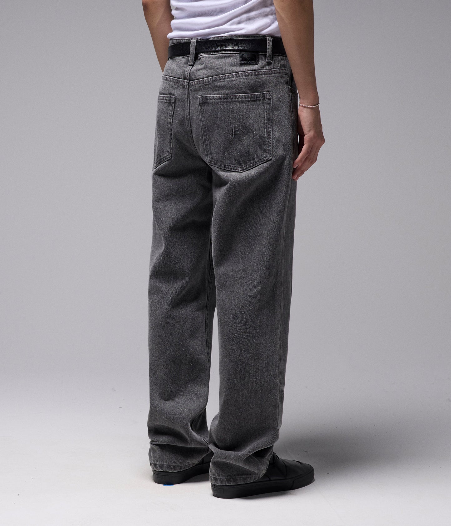 CRUX DENIM PANT // WASHED GREY