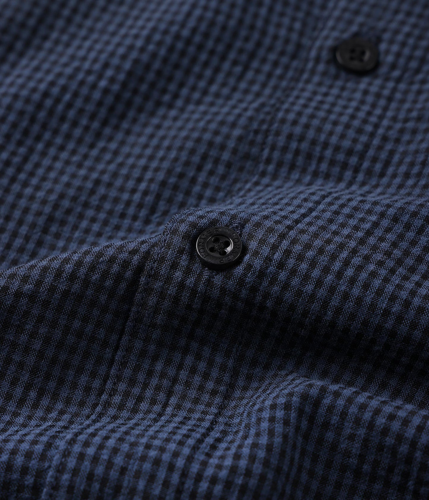 FORMER Vivian Check SS Shirt in NAVY