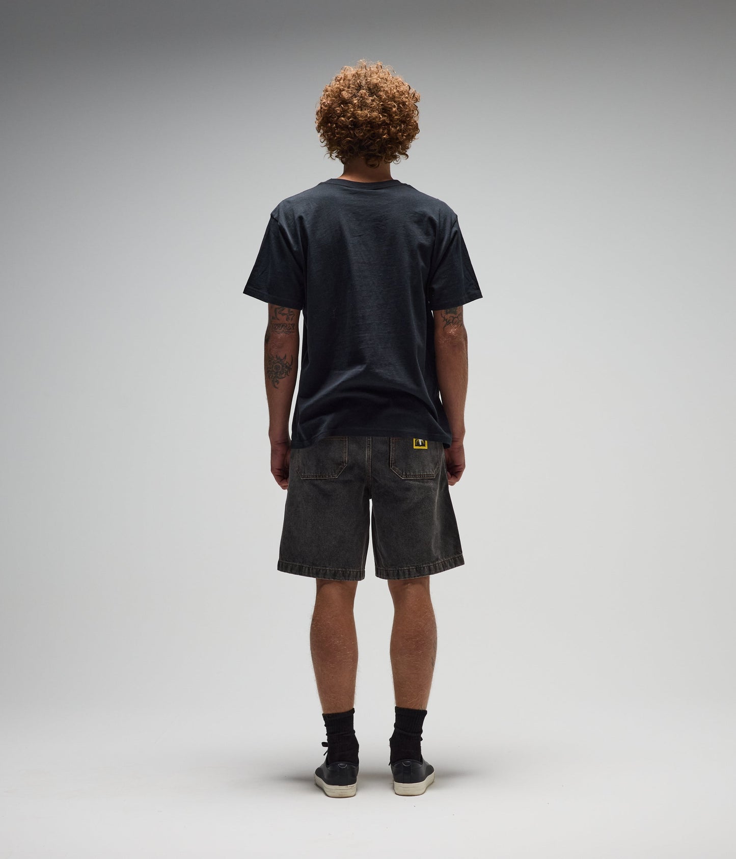 DxD REYNOLDS 21" DENIM WALKSHORT // WASHED BLACK